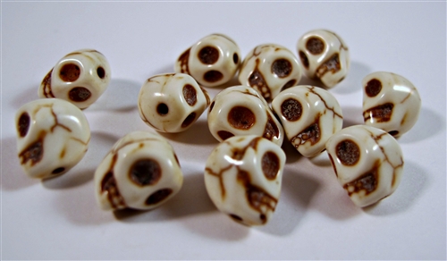 50pcs Mixed Color Halloween Theme Synthetic Howlite Skull Loose Beads 9x7.5mm 